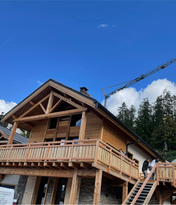 Chalet Roux Charpentier Couvreur Gap Chalets